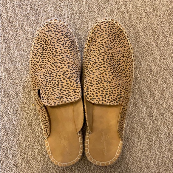 Universal Thread Shoes - Universal Thread Leopard Slide Ons